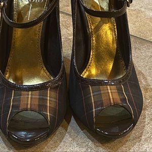 Size 10 Paola heels